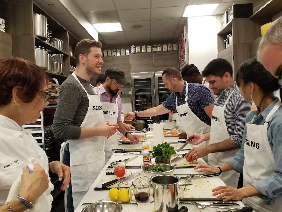 De Gustibus Cooking School class experience