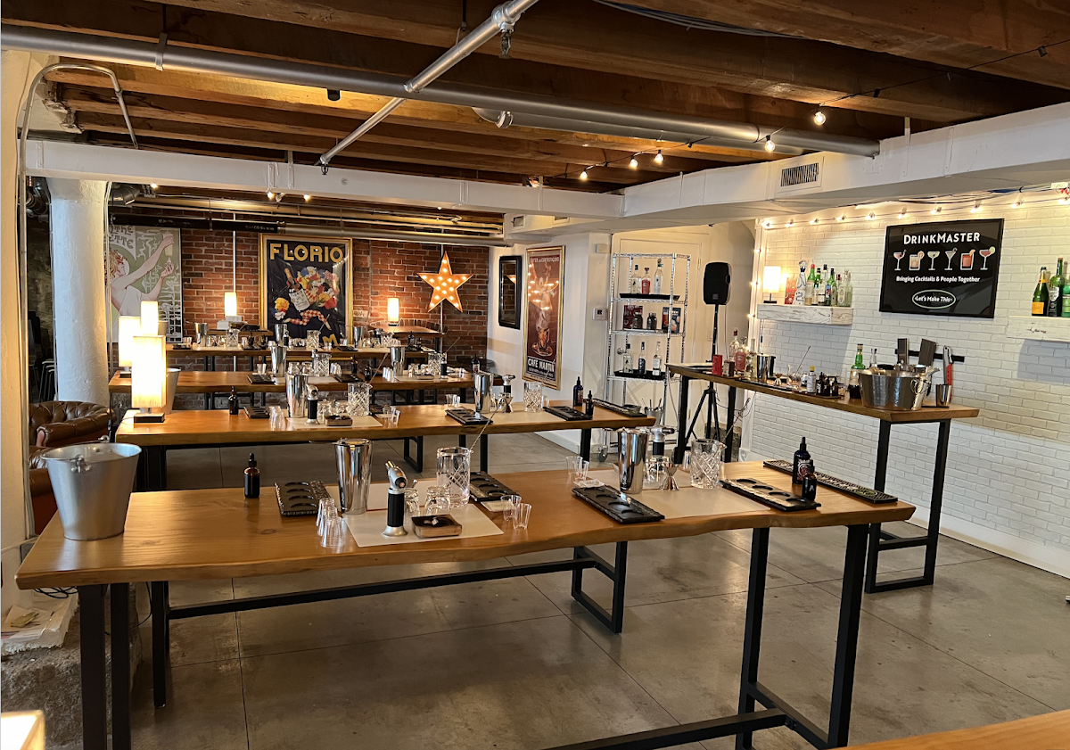 DrinkMaster Bartending class experience