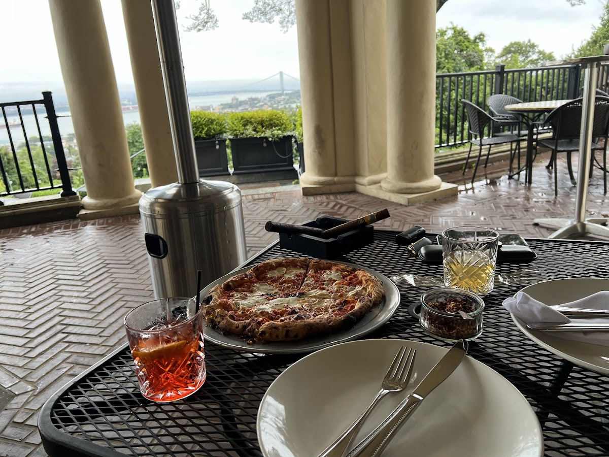 The Belvedere Club class experience